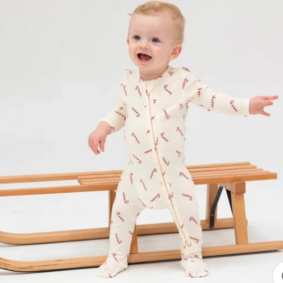 🎄 Angel Dear Modal Ribbed Footie Sleeper Candy Cane 3-6 months - Picture 5 of 5